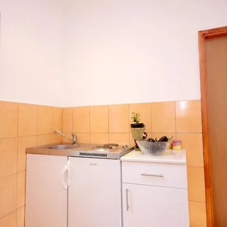 Pensión And With Parking Space Brsecine, Dubrovnik - 8541