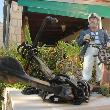 Maison d'hôtes And With Parking Space Brsecine, Dubrovnik - 8541 Zaton (Dubrovnik-Neretva)